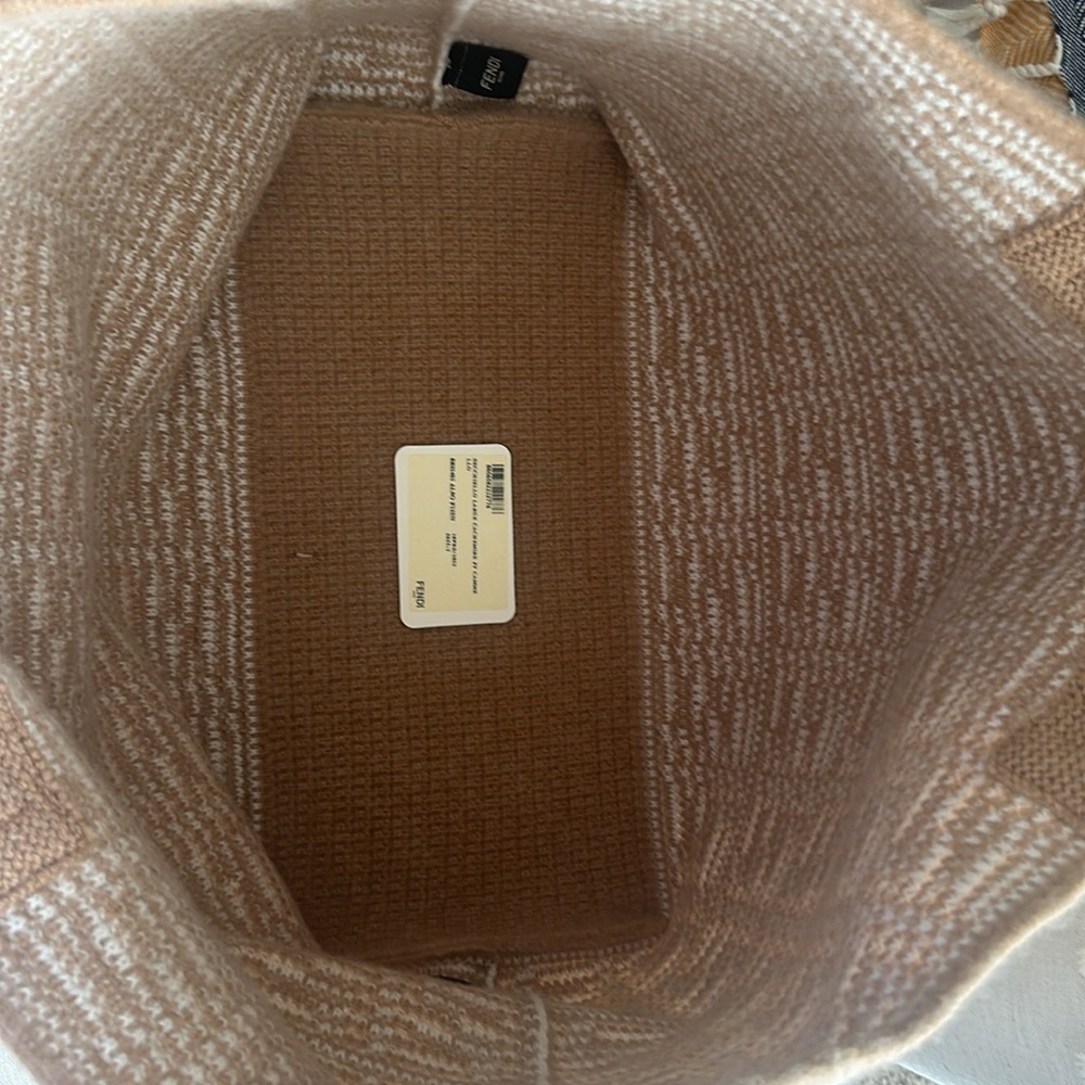 Fendi FF monogram cashmere Tote Bag - Picture 6 of 6